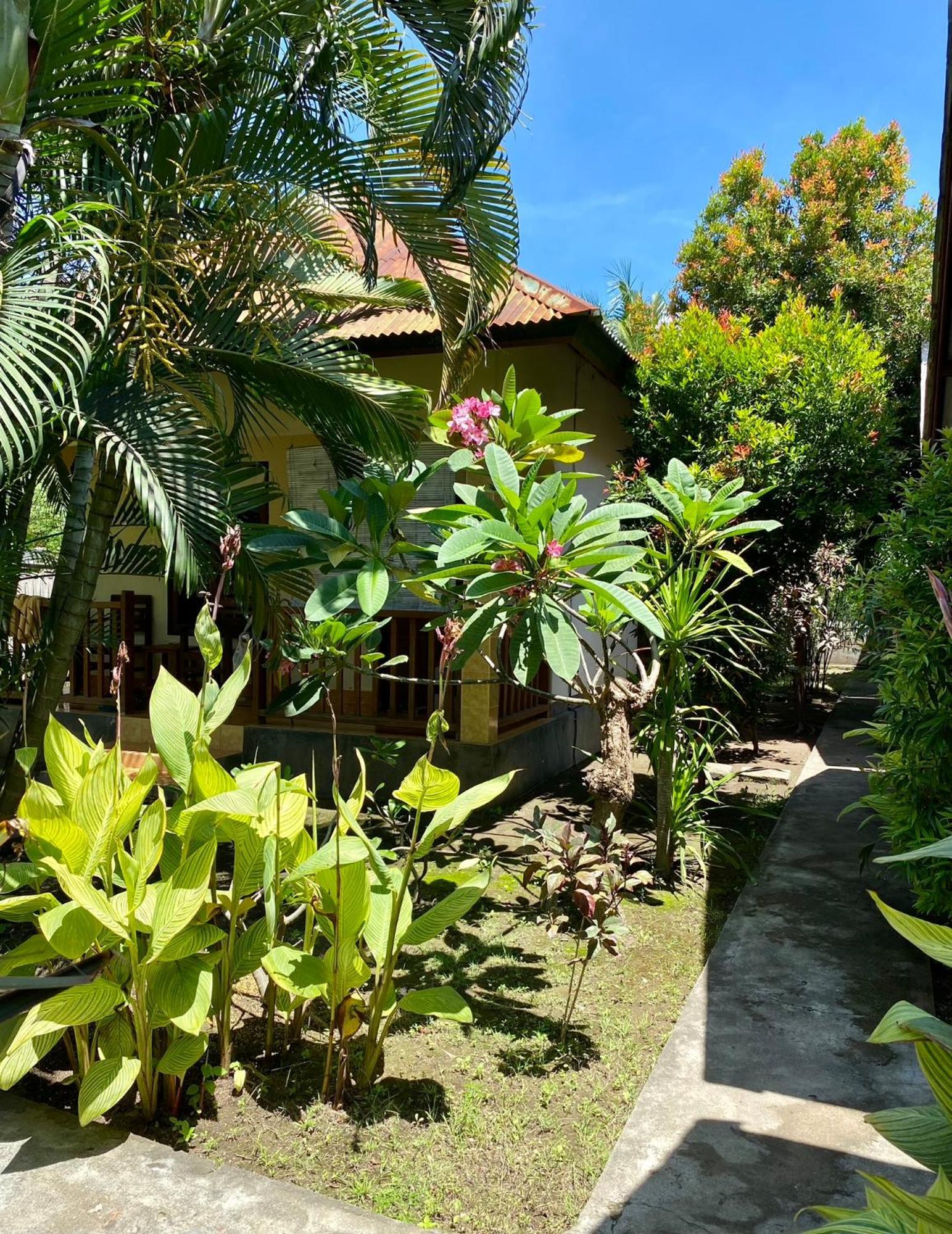 Puring Bungalows Gili Air Esterno foto